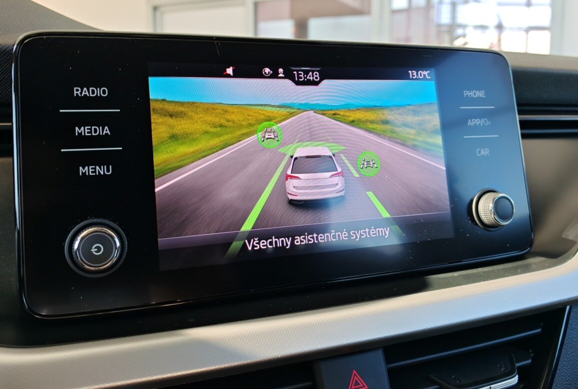 Škoda Scala 1.5 TSI Joy DSG - 13