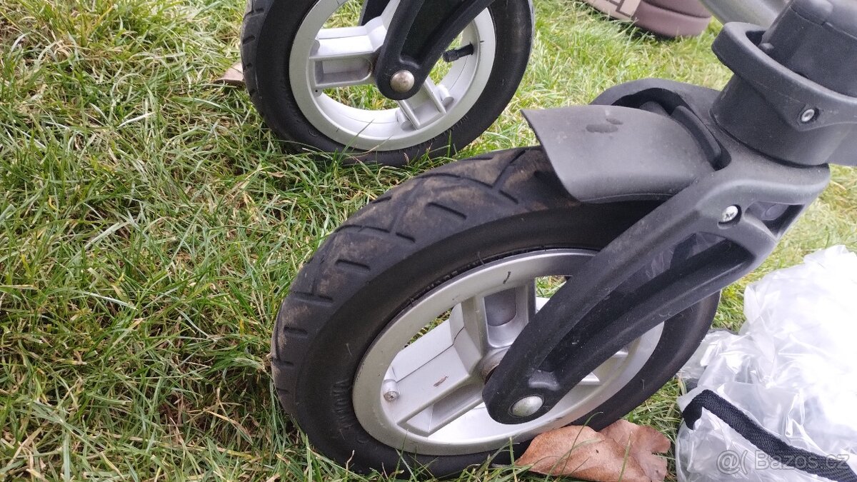 Prodám kočárek V-travel, po dvou dětech - 13