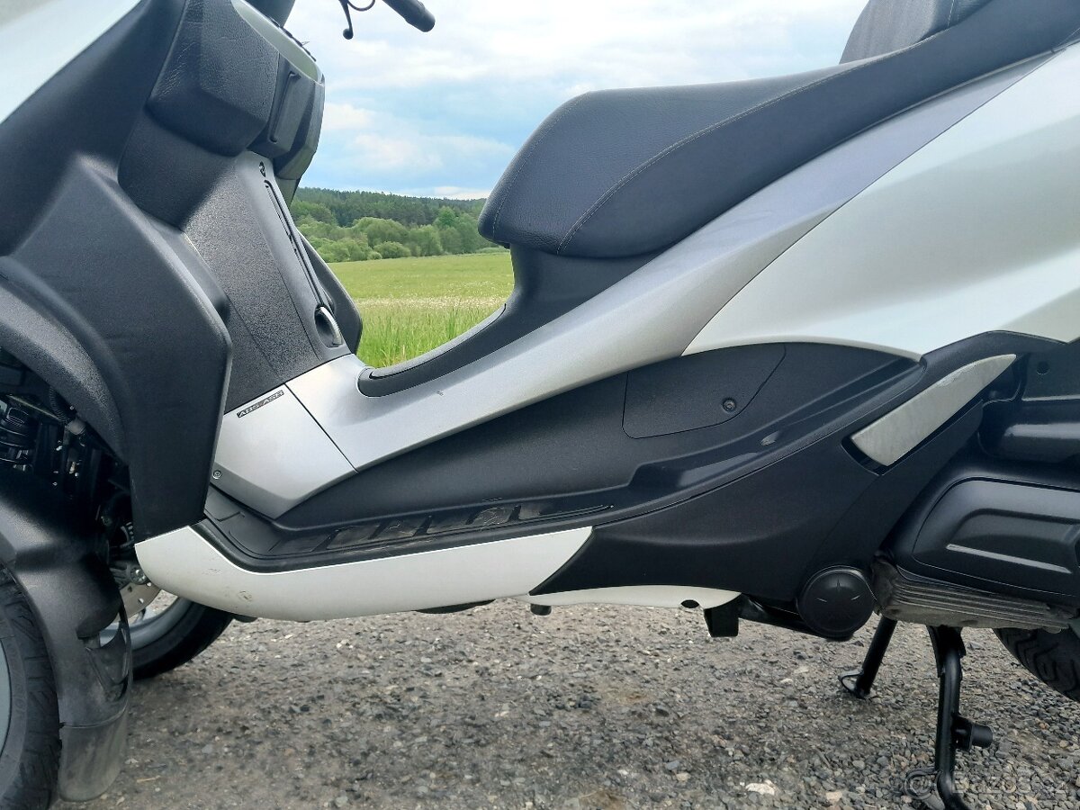 Piaggio MP3 300i ABS,ASR - 13