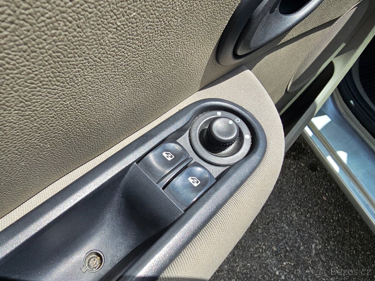 Renault Clio 1.5DCI, klima - 13