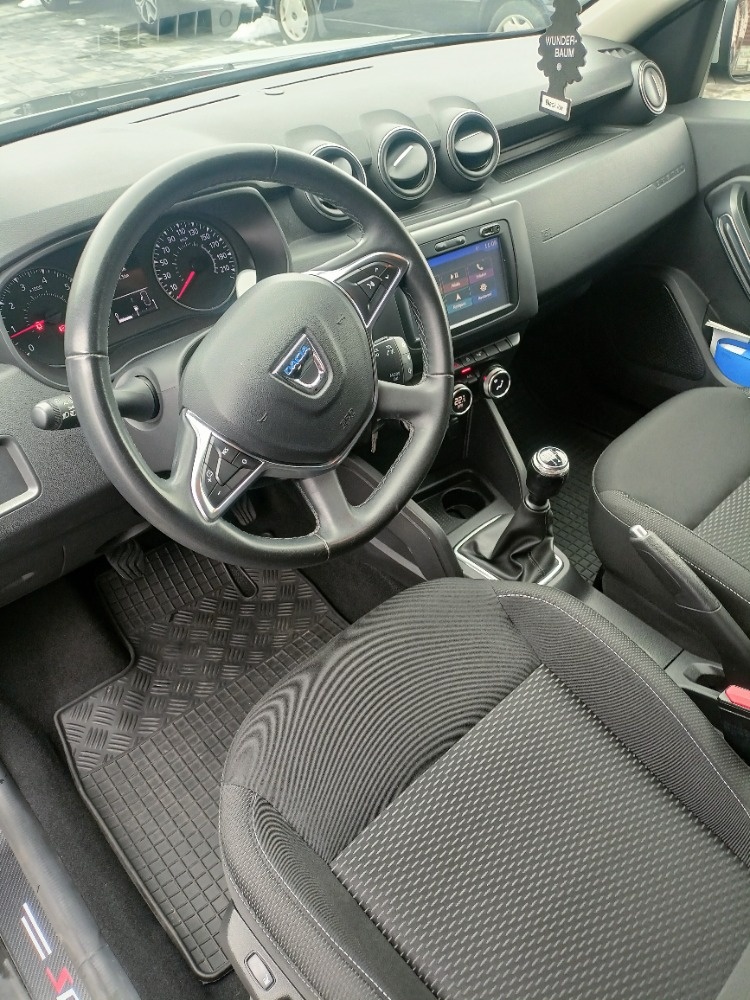 Dacia Duster 1.6i SE Winterpaket Navi Digi Klima Kamera - 13