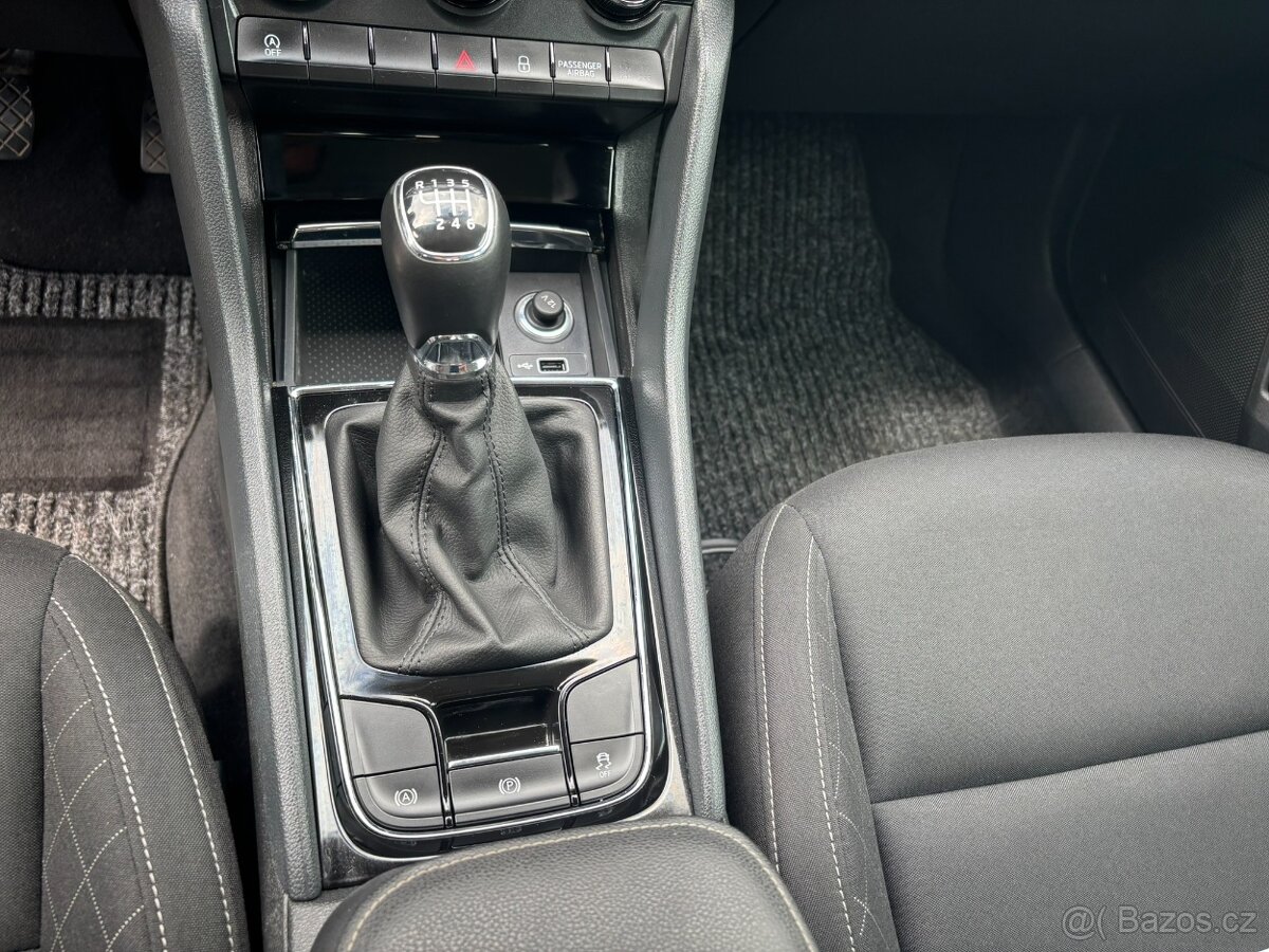 Škoda Karoq 1.0 tsi 85kw r.v.2018, Serviska - 13