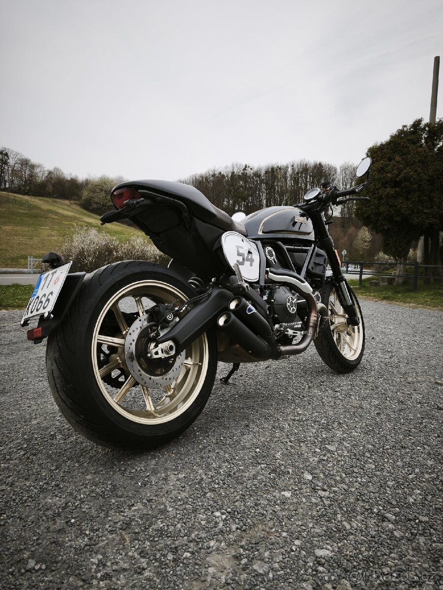 Ducati Scrambler Cafe Racer - 13