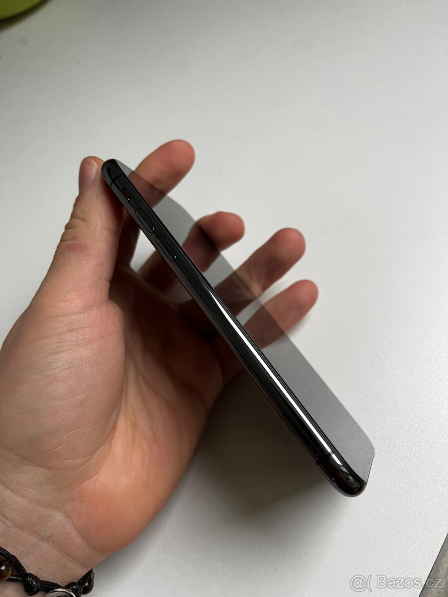 Apple iPhone X 64GB vesmírně šedý - 13