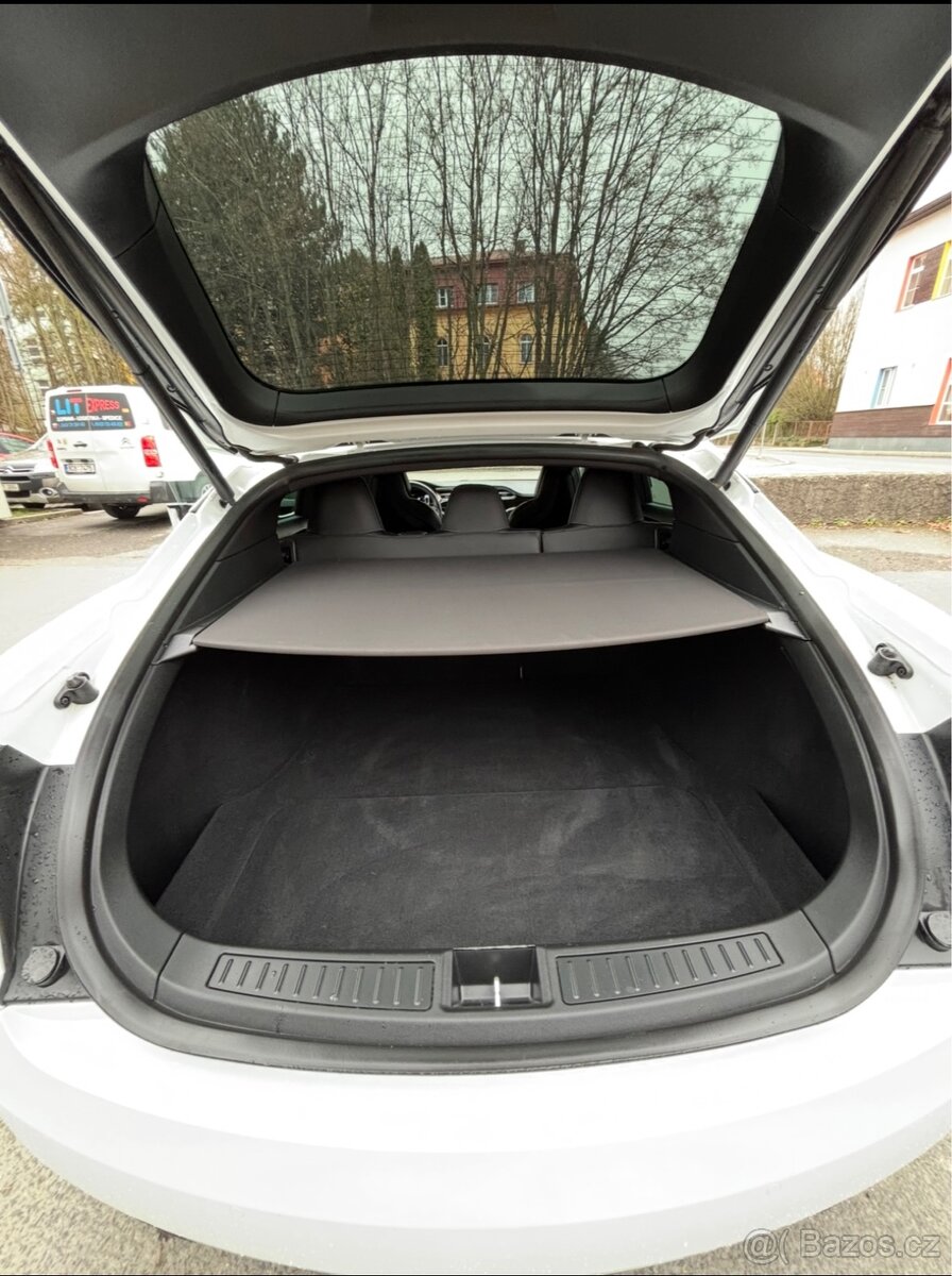 Tesla model S 75D - 13