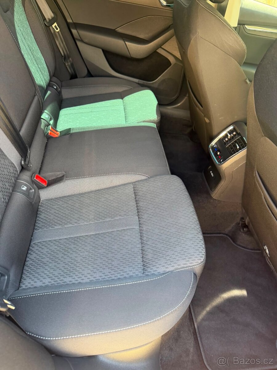 Škoda Octavia IV Combi Rs paket Style Plus - 13