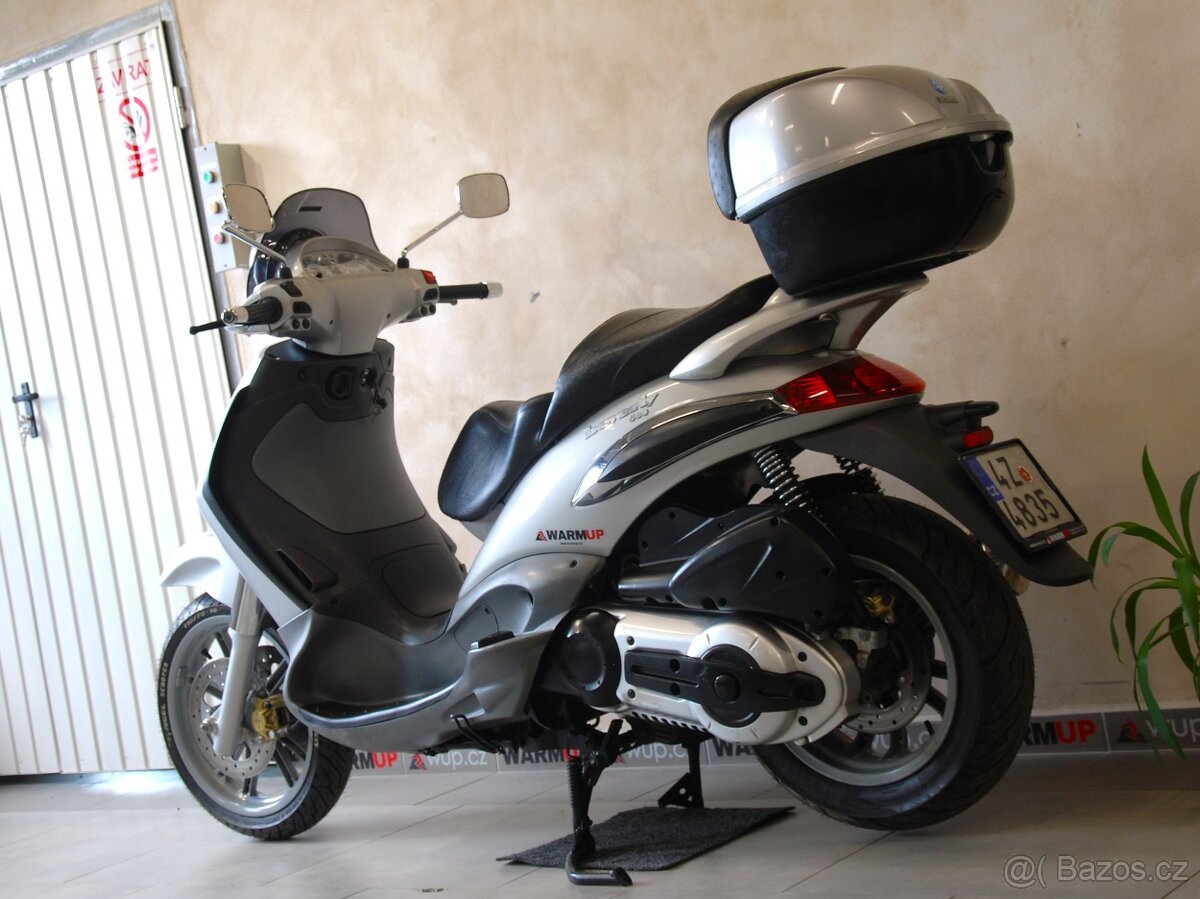 Piaggio Beverly 500 - 13