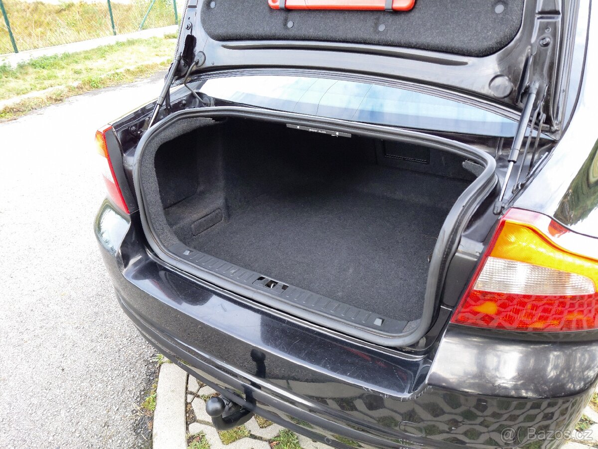 Volvo S80 1.maj.,nová stk, servis volvo - 13