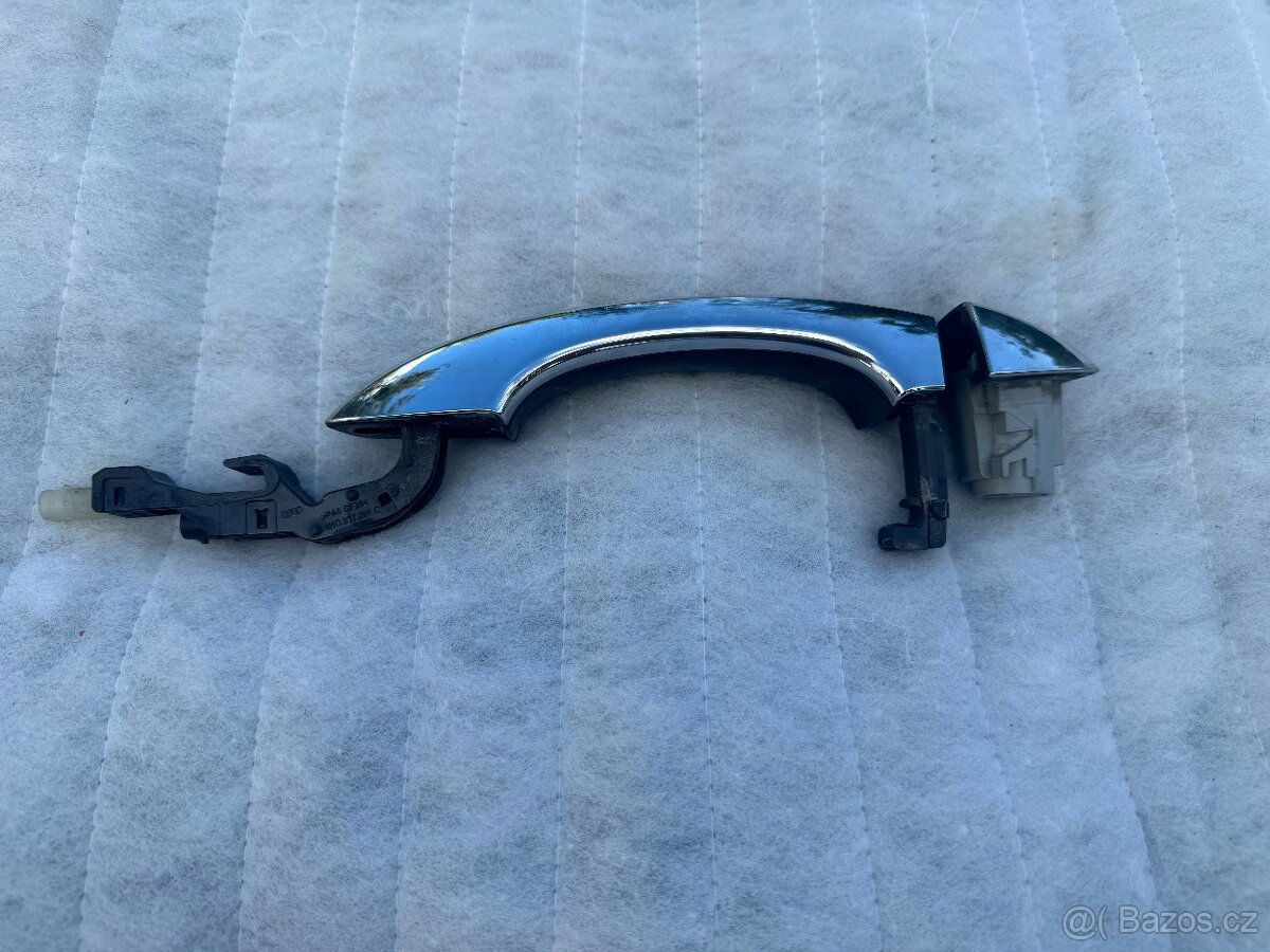 Dily pravych zadnich dveri - Audi A6 4G/C7 avant - 13