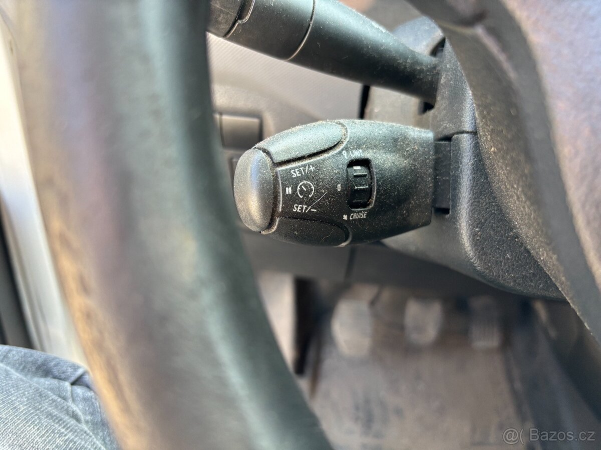 Peugeot partner 1.6 hdi 73kW - 13