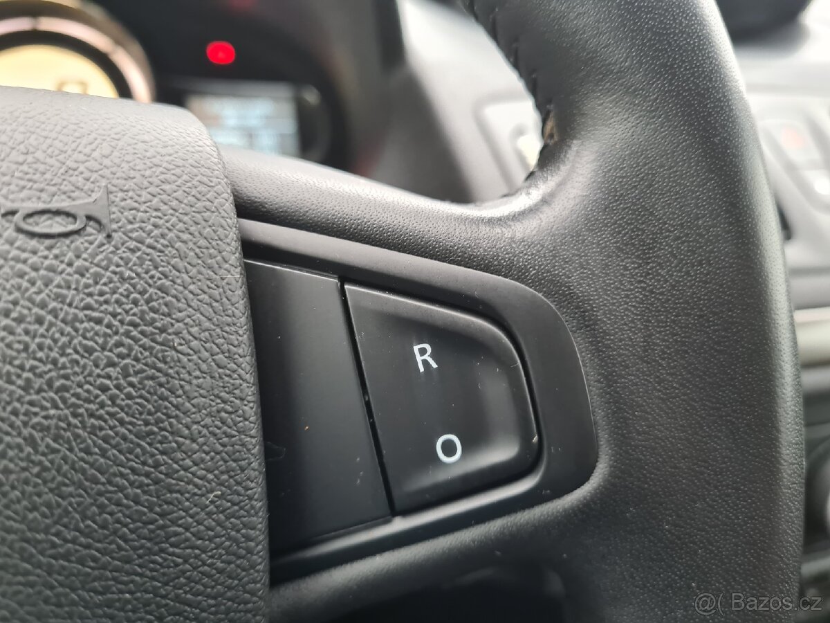 RENAULT MEGANE 1,5 DCI 81 KW KLIMA TEMPOMAT - 13