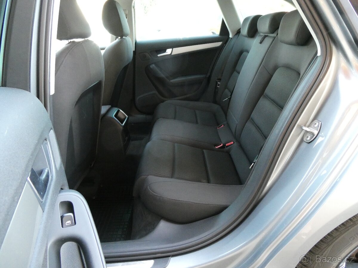 Audi A4 2.0TDi 125kW serviska, NAVI - 13