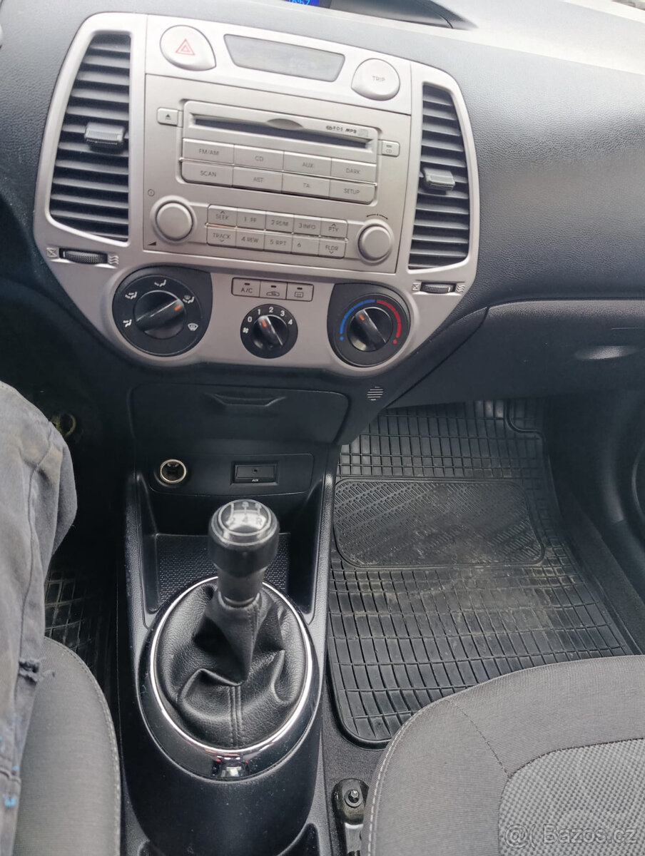 Hyundai i20 1,2i - 13
