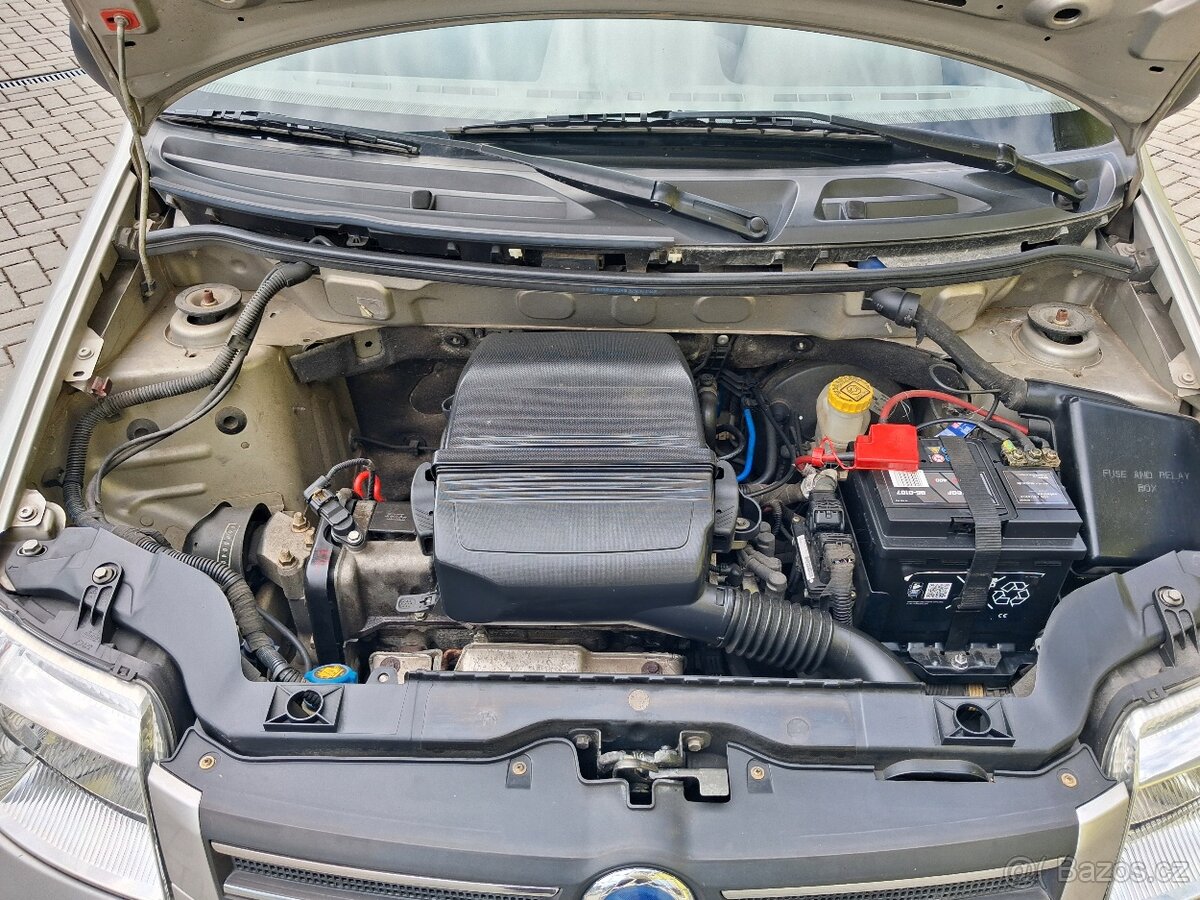 1,2i 44kw SERVISKA NOVÁ STK - 13