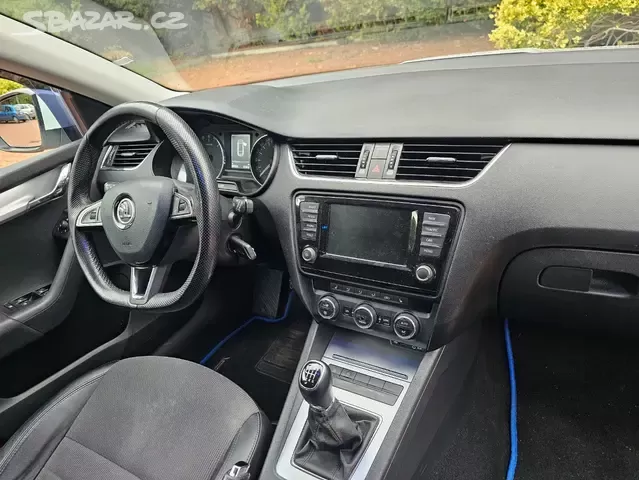 Škoda Octavia 2.0 TDI 110kW,Style,Xenon,Navi,2015. - 13