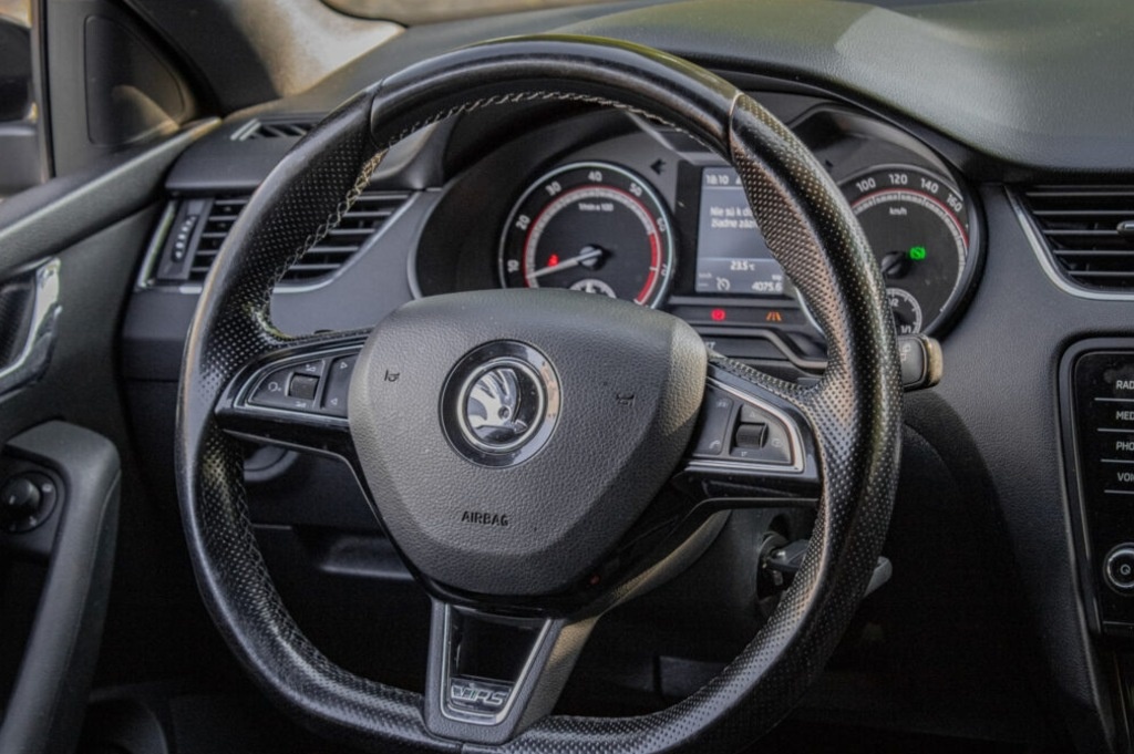 Škoda Octavia Combi 2.0 TSI RS DSG - 13