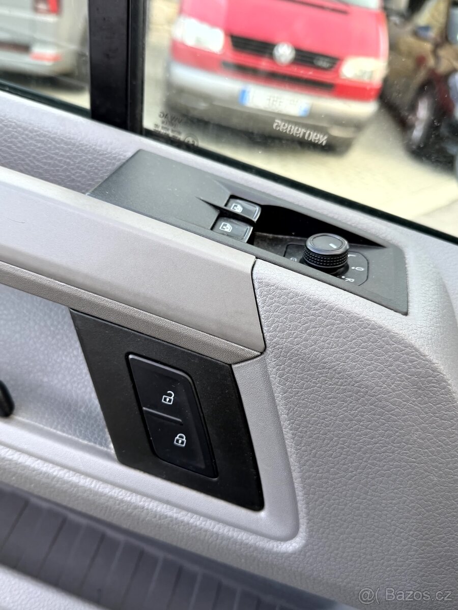 Volkswagen Crafter 2.0 TDi 103 kW - 13