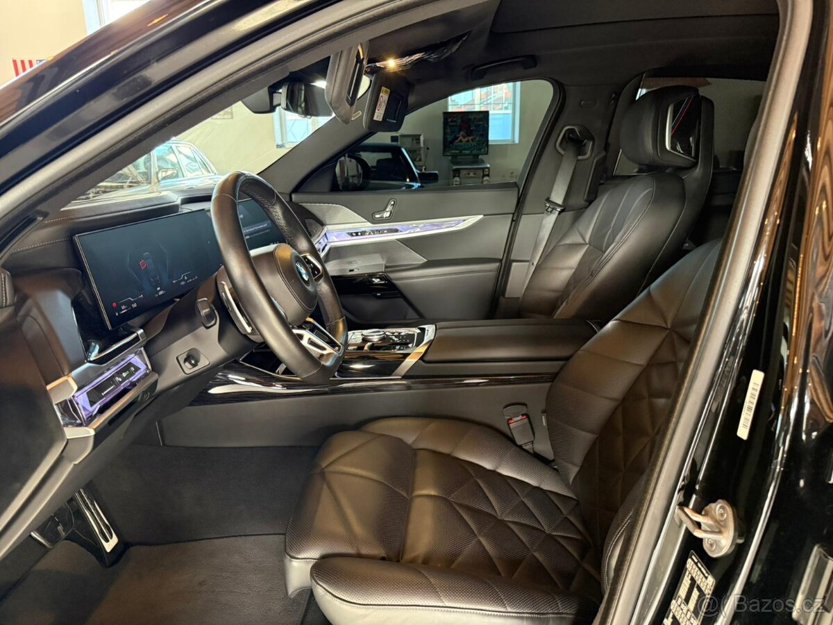 BMW 740D XDRIVEMpaketB&W - 13