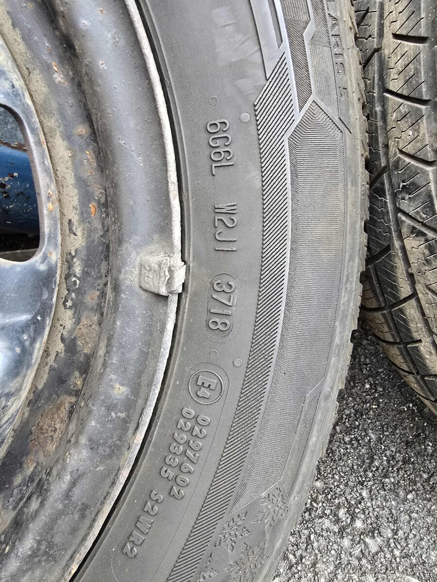 Zimní pneu s disky 185/65/14 - 13