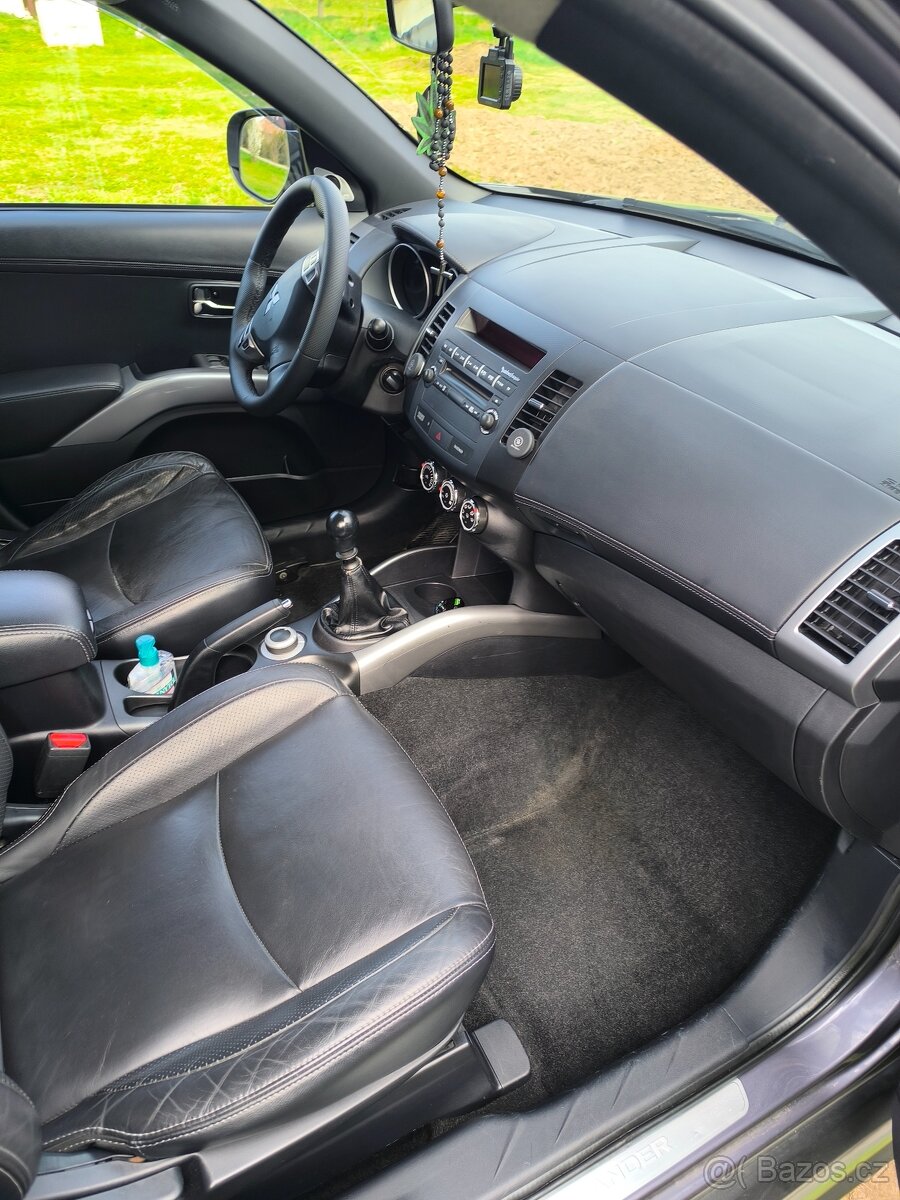Outlender II 2010 (FACELIFT) 210 XXX km...STK 12/27 C - 13