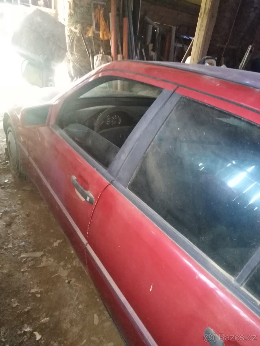 Mercedes C W202 - 13
