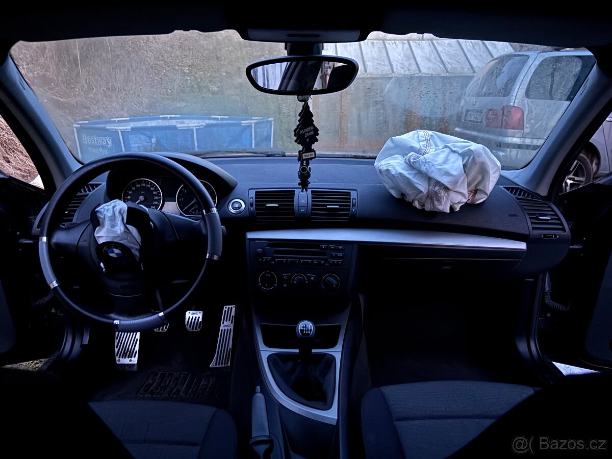 BMW 1 Series (E87) 116i – bourané, dovoz DE - 13