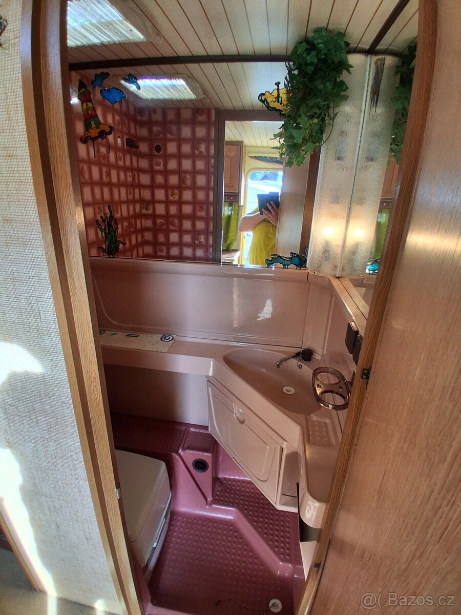 Prodám karavan hobby prestige - 13