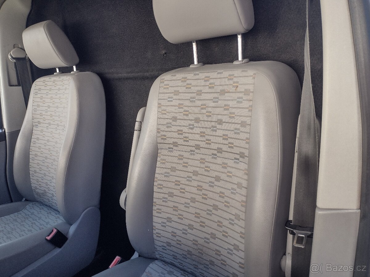 Volkswagen Transporter T5.1 2.0TDI - 13