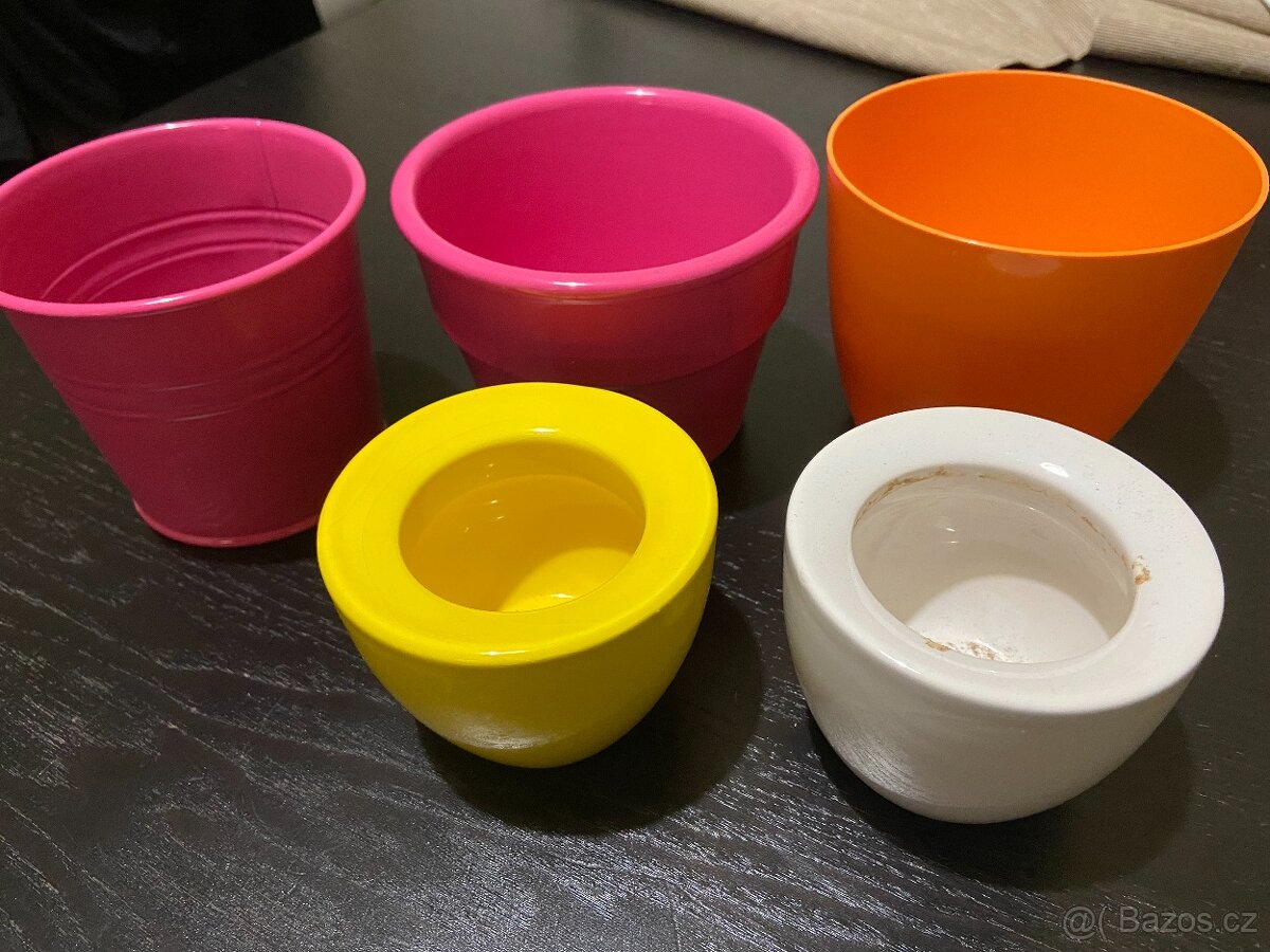 Mix 26 ks květináčů - 13