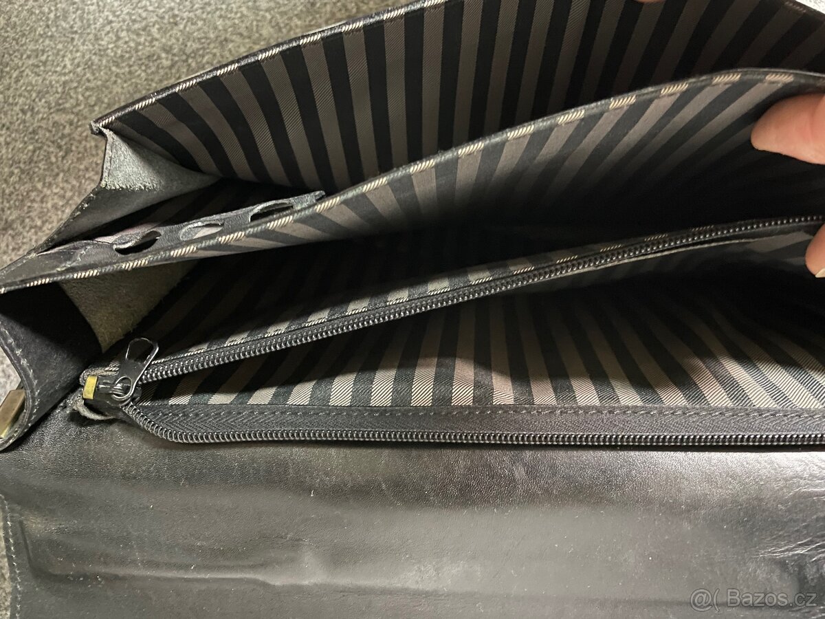 Černá kožená manažerská aktovka - 13