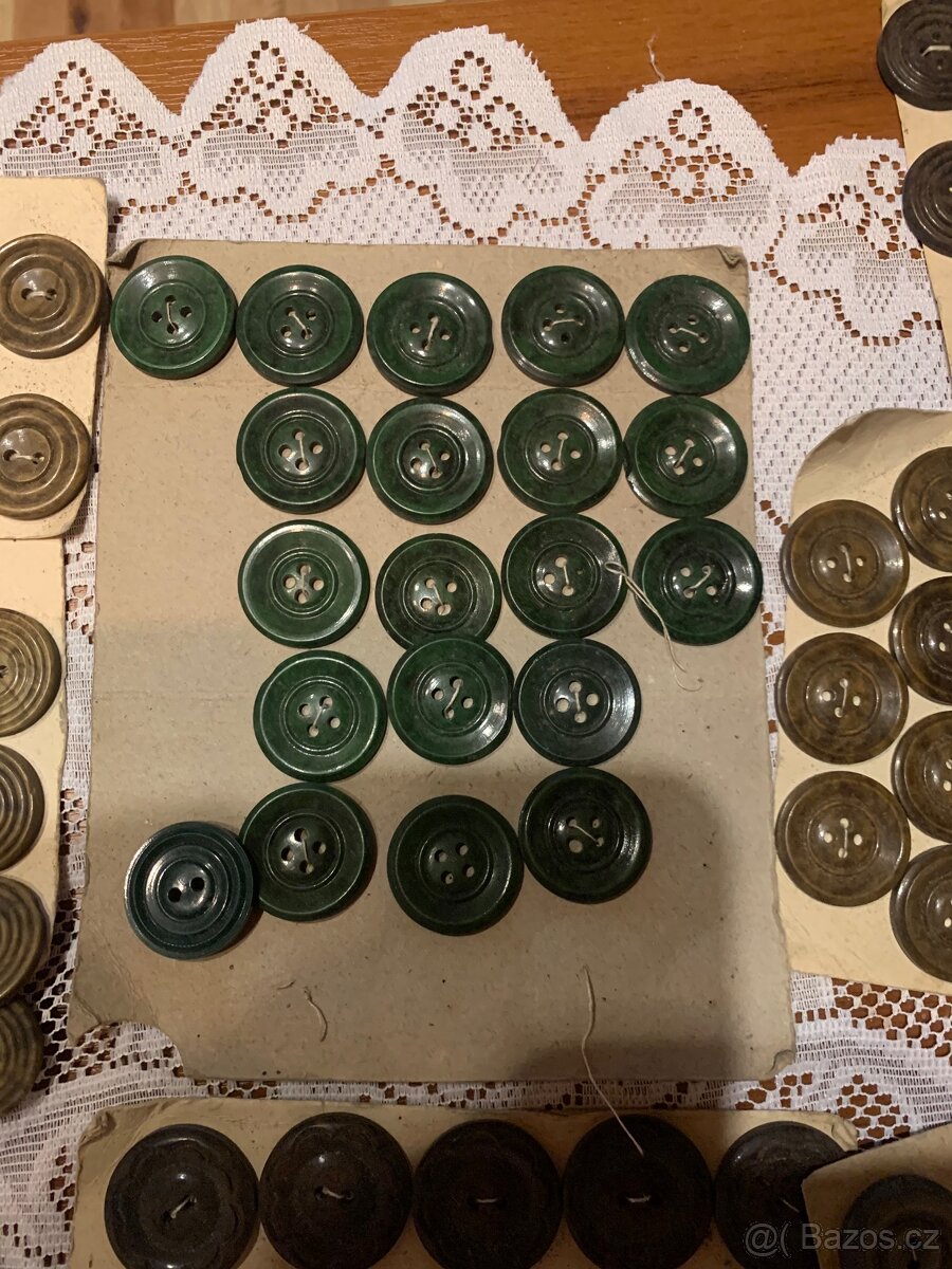 Prodàm nové staré knoflíky - 13