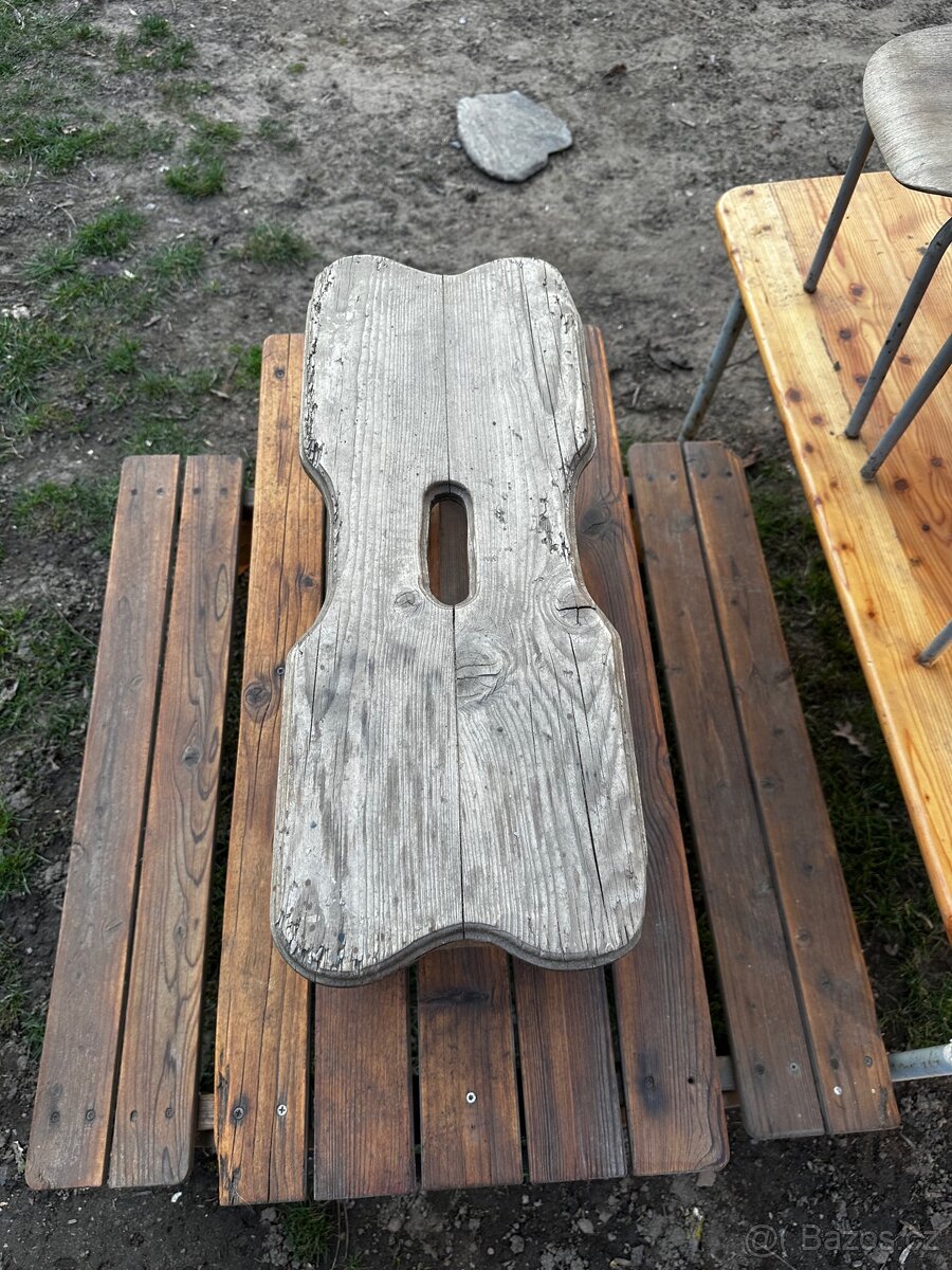 Venkovní dětský stoly s židlemi - 13