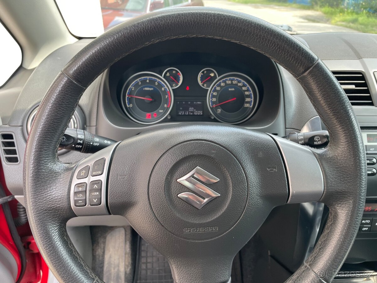 Suzuki SX4 4x4 - 13