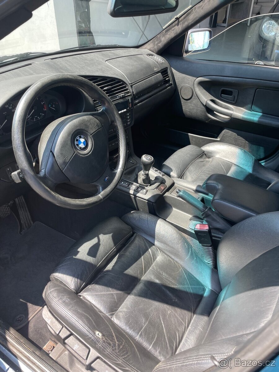 Bmw e36 328i 142 kW - 13