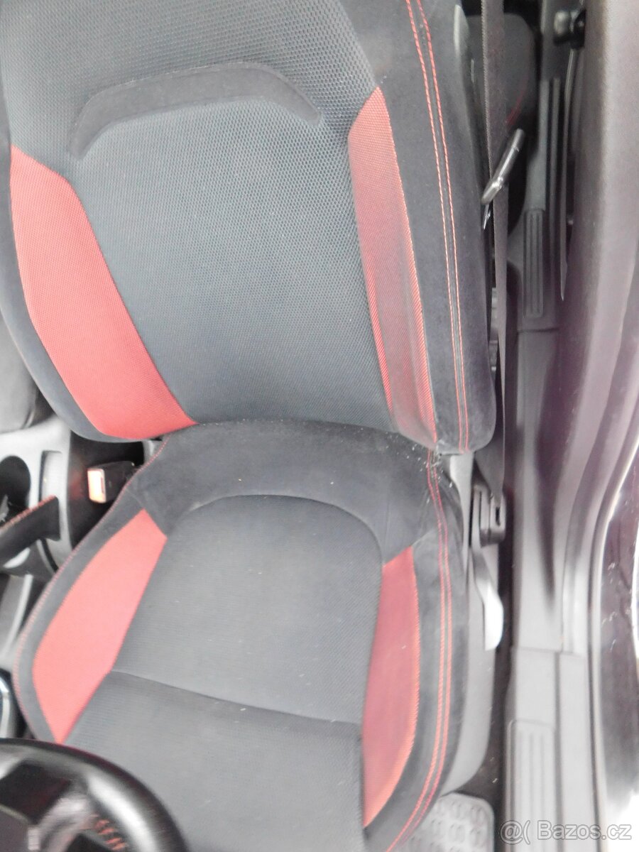 Fiat Bravo 1.4 T-JET,,výkon 110 Kw,BEZ KOROZE,Pěkný - 13