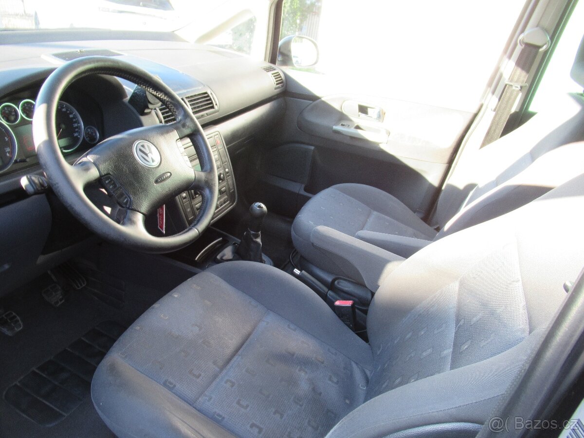 VW SHARAN 1,9TDI 7míst - 13