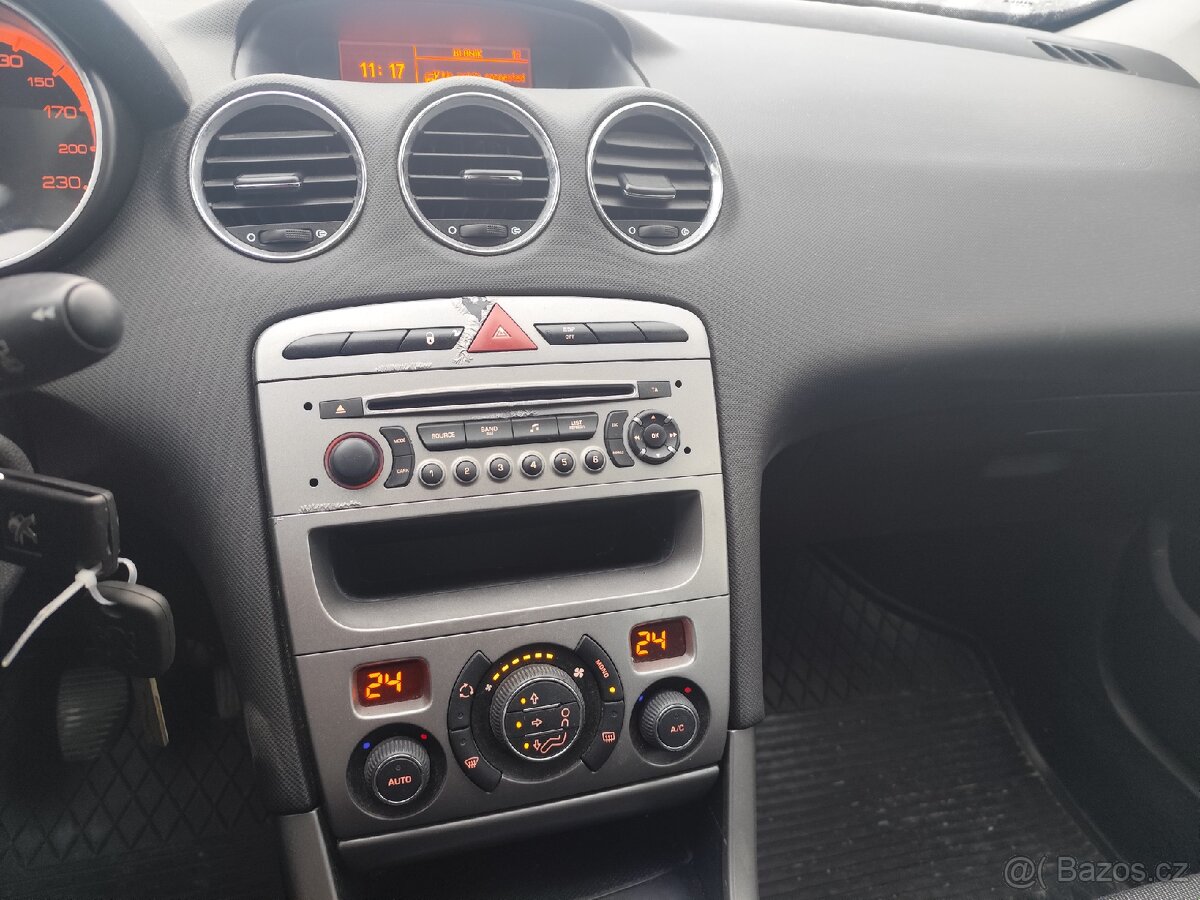 Peugeot 308 1.6 HDi,68 kW,r.v.2013, - 13