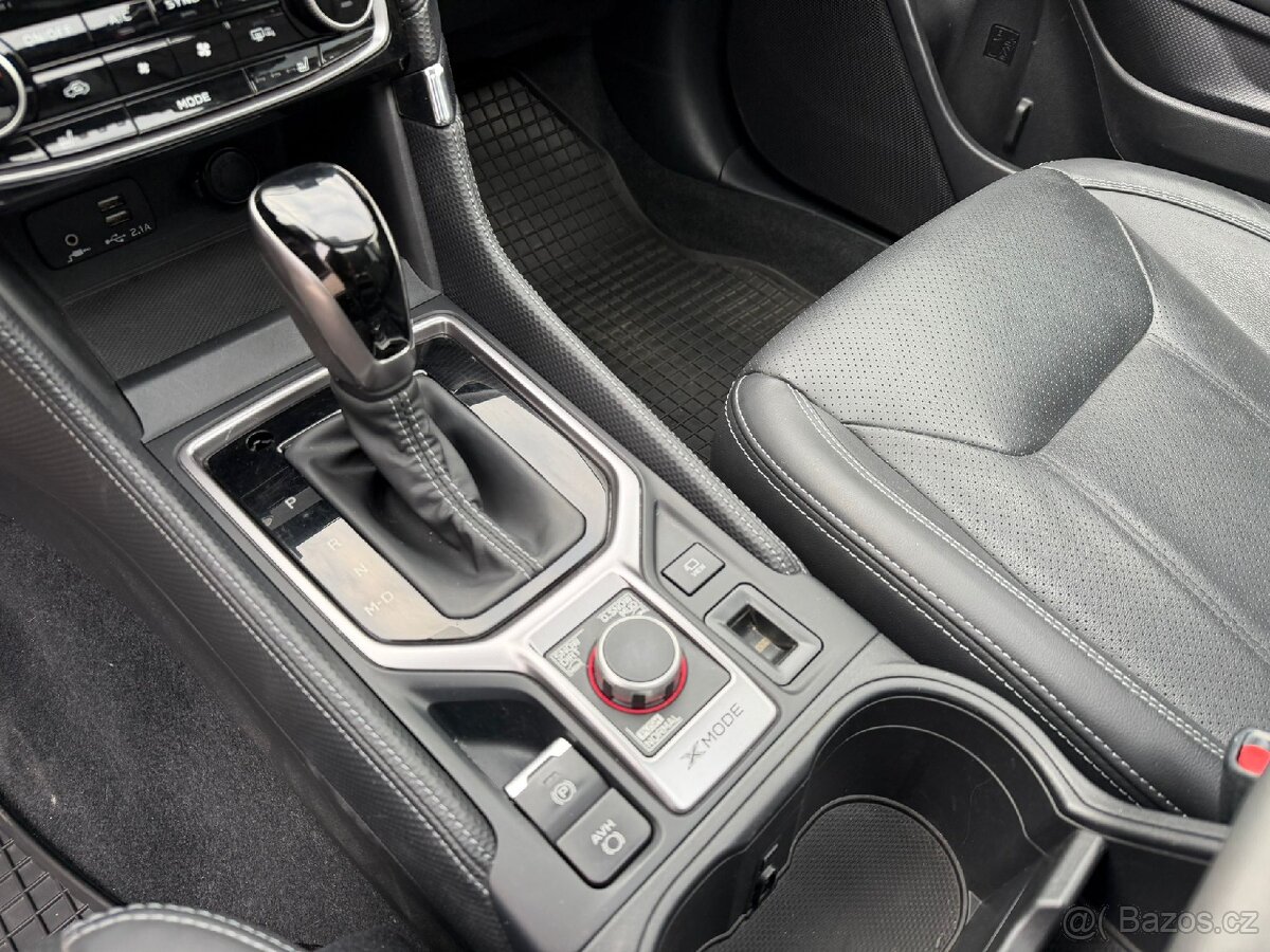 Subaru Forester 2.0i e-Boxer Hybrid Platinum - 13