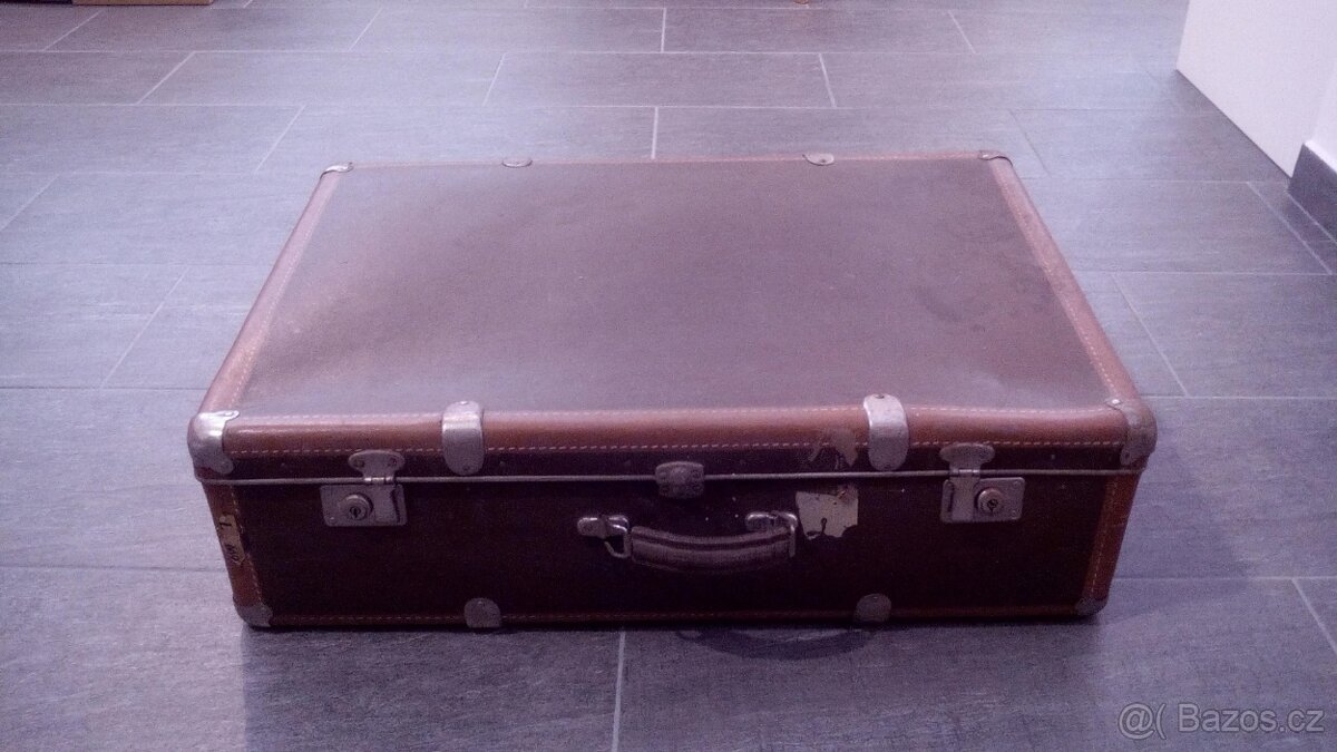 Kufry Kazeto Přerov - velké, starší, dobrý stav - 2 kusy - 13