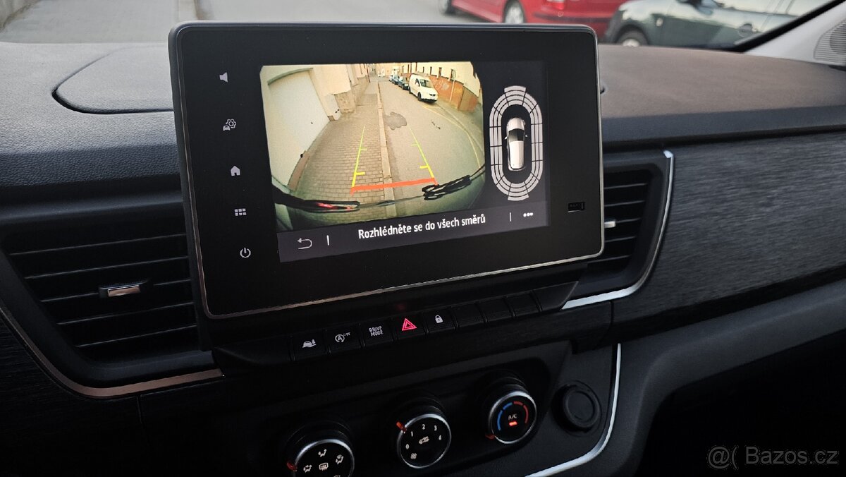 Nissan Primastar 2.0dci 125kW automat - 13