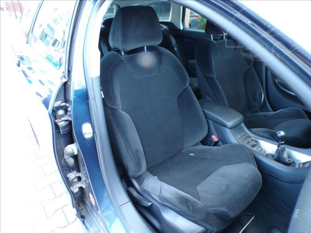 Citroën C5 2,0 HDi TAŽ.ZAŘÍZENÍ - 13