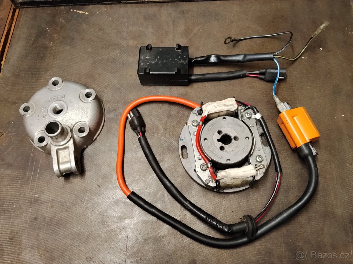 Prodám díly Suzuki RM 125 - 13