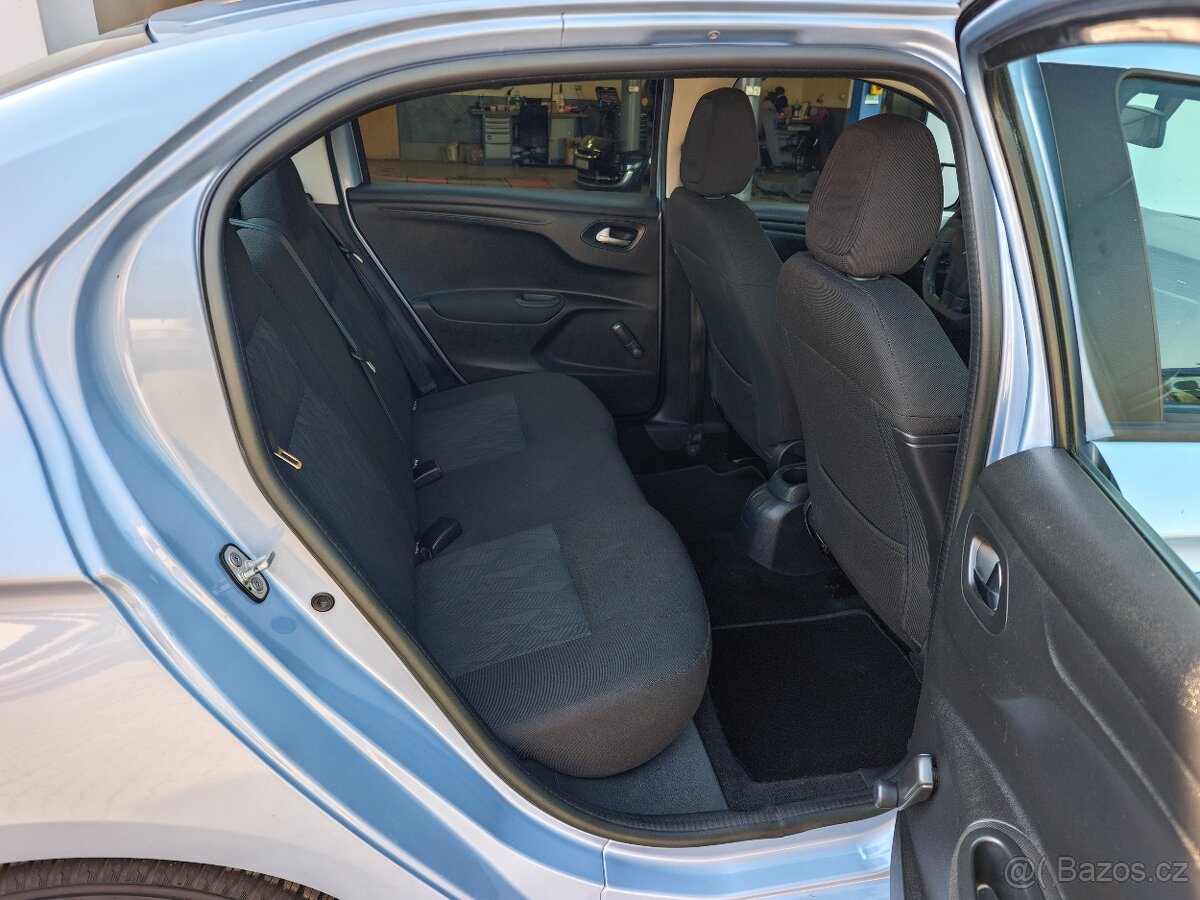 C-Elysée Exclusive 1.2VTi 72k 53kW - 13