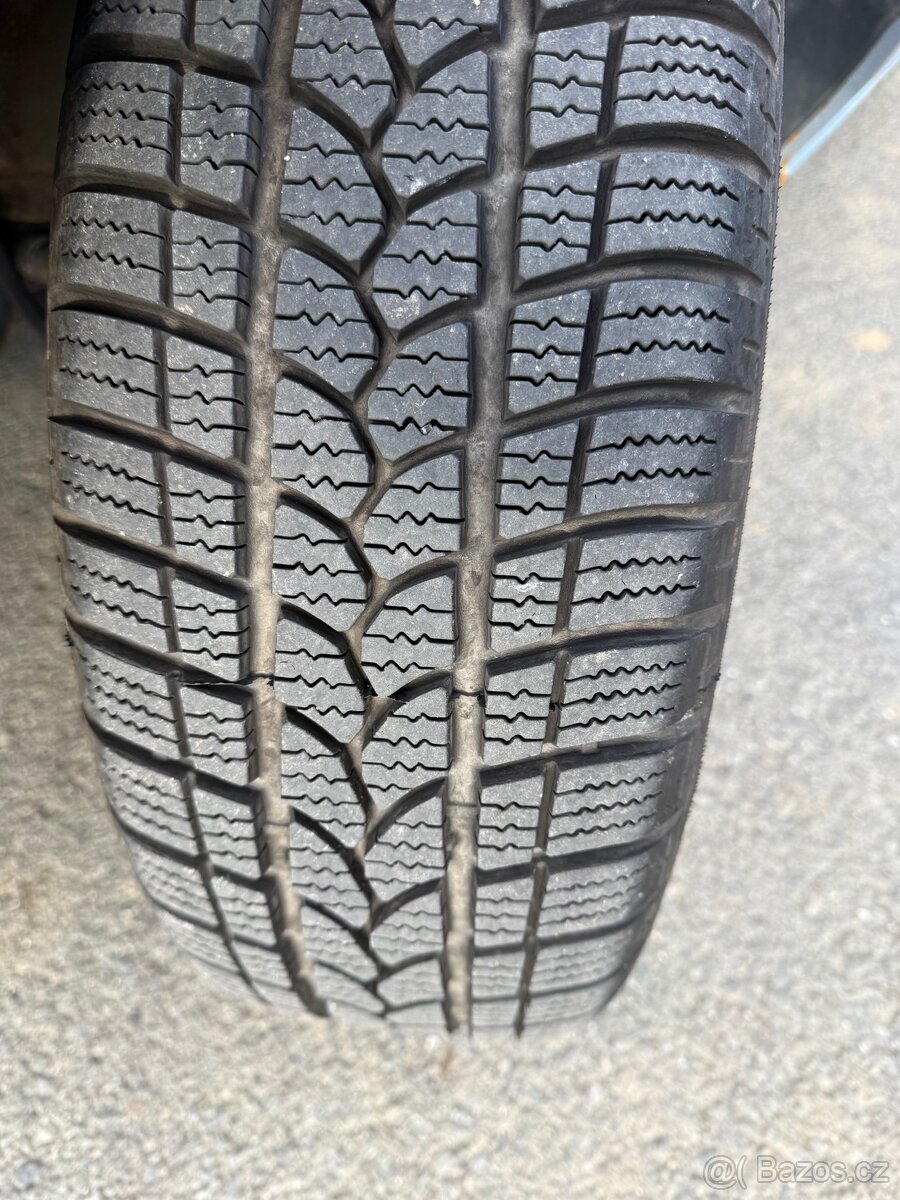 Ford Fusion 1.6i 74kW klima, park. Senzory - 13