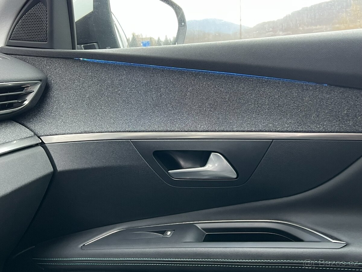 Peugeot 3008 1.5 HDi 96kW AUTOMAT KAMERA ČR - 13