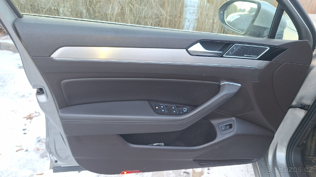 VW Passat 2.0 BiTDI, 4x4, HIGHLINE, R-Line - 13