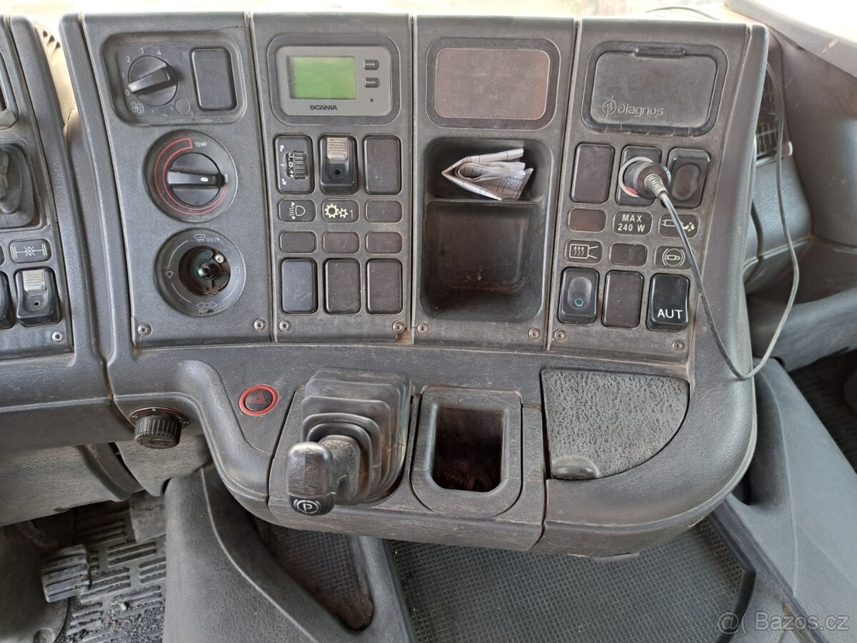Prodám Scania 8x4 sklápěč, rok 2001 - 13