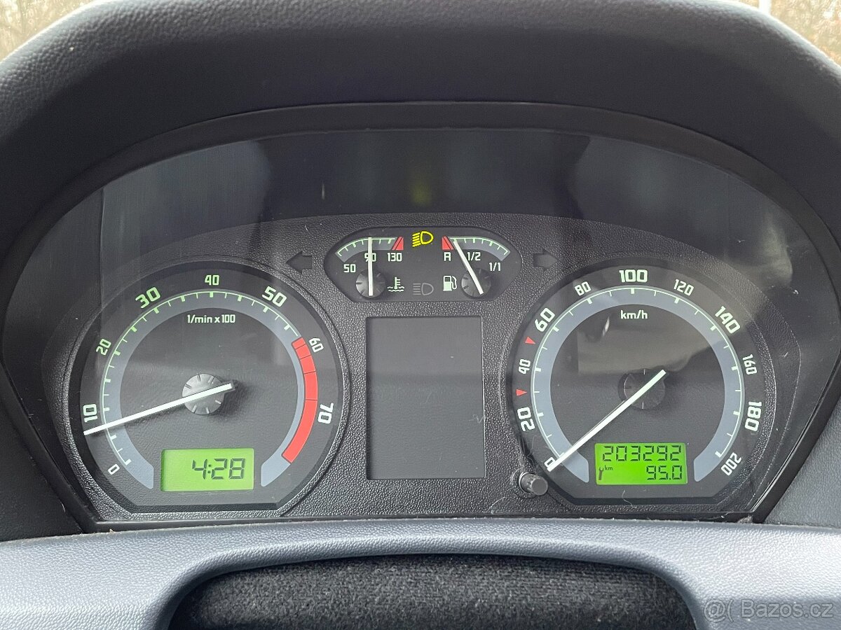 Škoda Fabia 1.4 16v 55kw - 13