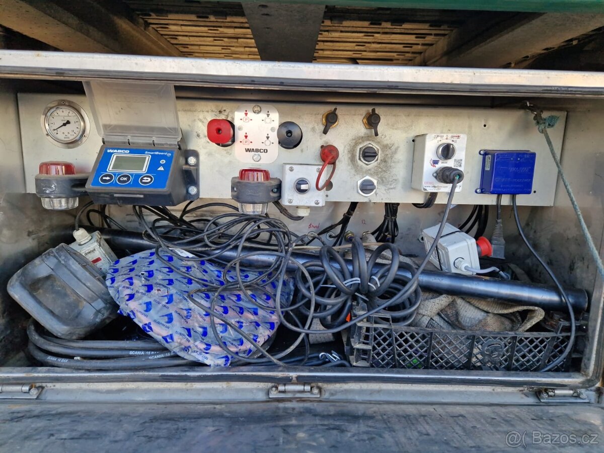 KRAKER Návěs, posuvná podlaha, 2016 - 13