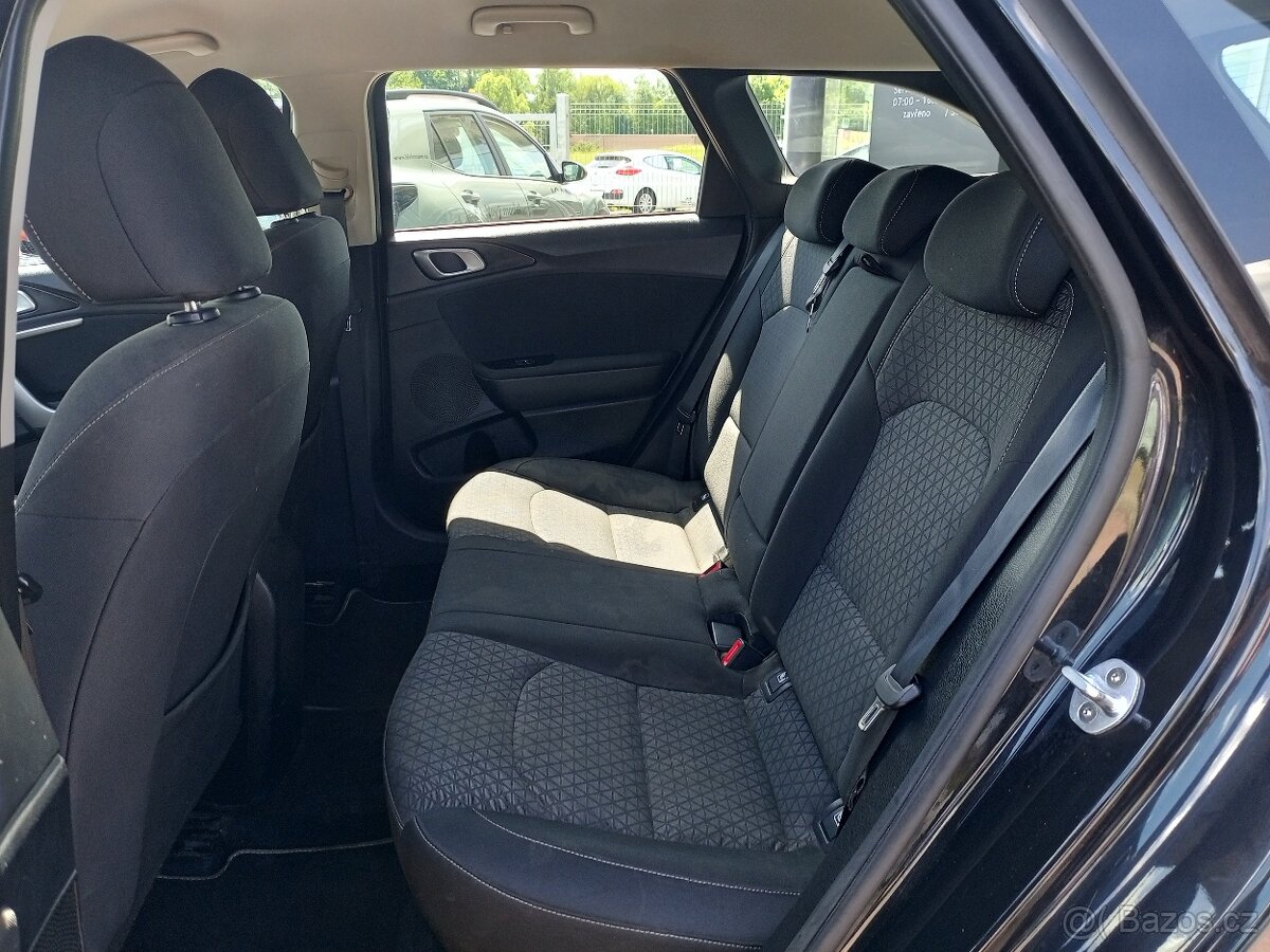 Kia Ceed SW Dynamic Line - 124.900 KM - rok 08/2019 - 13